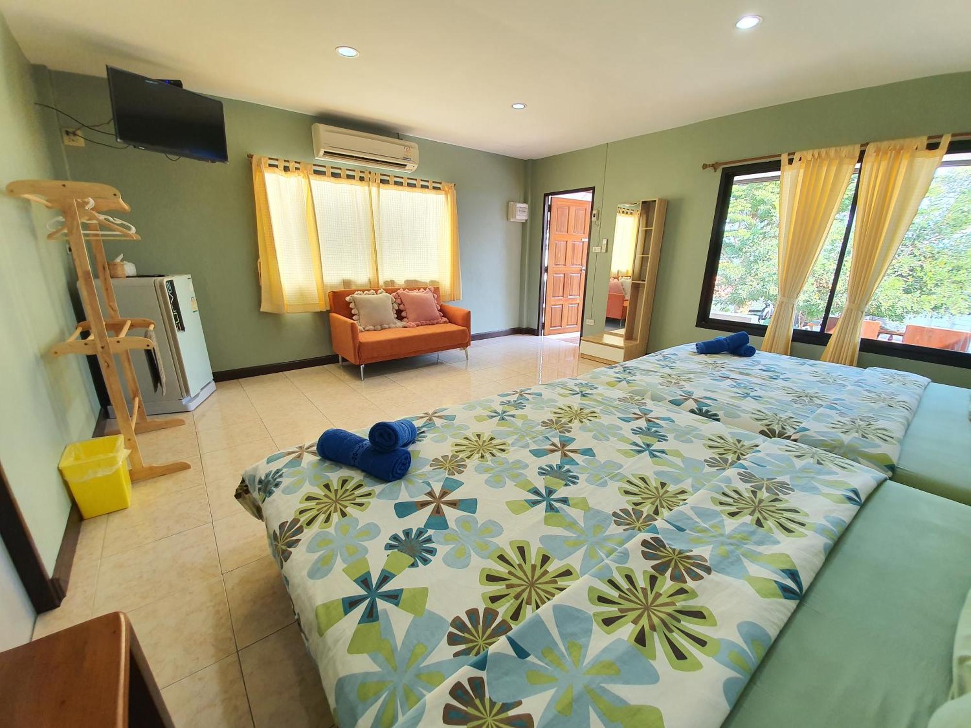 Benjaporn Bungalow Ko Si Chang Pokój zdjęcie