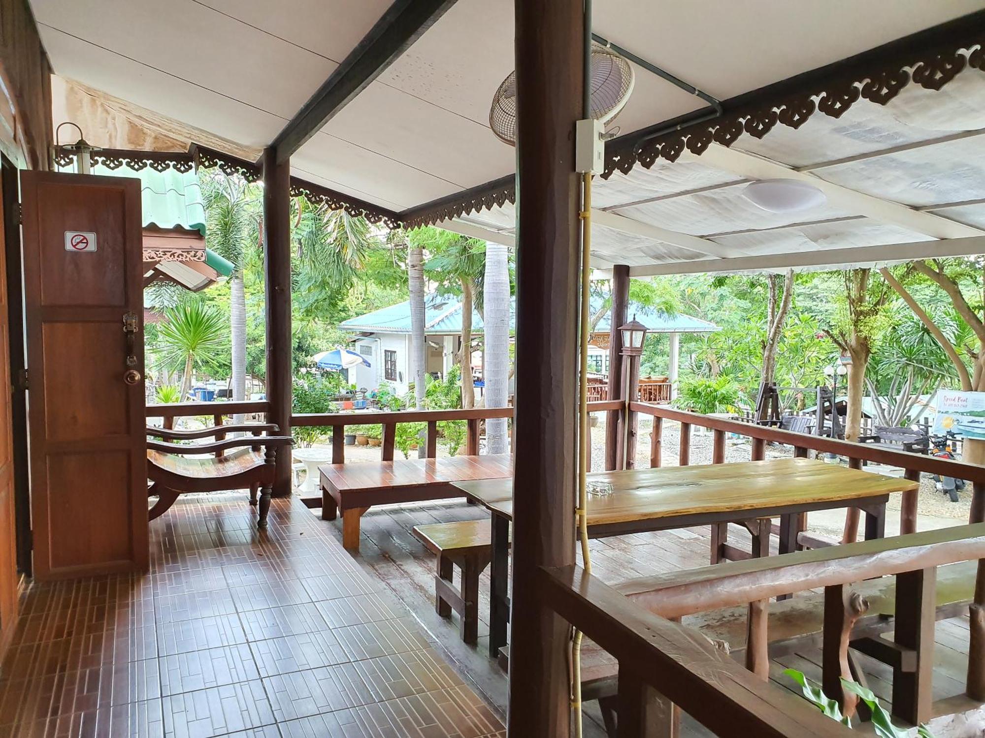 Benjaporn Bungalow Ko Si Chang Pokój zdjęcie